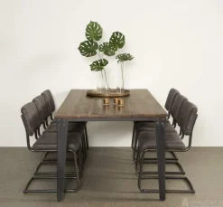 Eettafel Basto